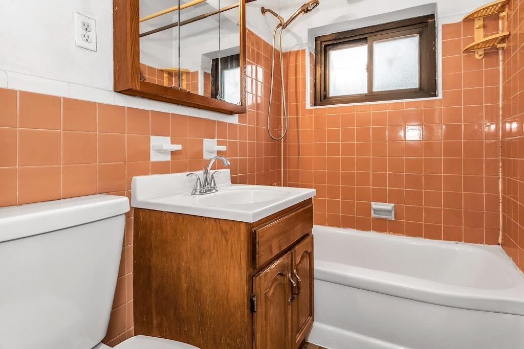 #17 photo, 87-40 Francis Lewis Boulevard, Queens Village , NY 11427