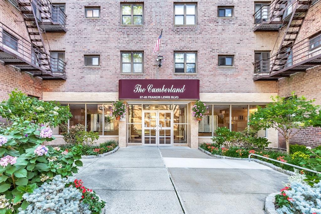 #18 photo, 87-40 Francis Lewis Boulevard, Queens Village , NY 11427