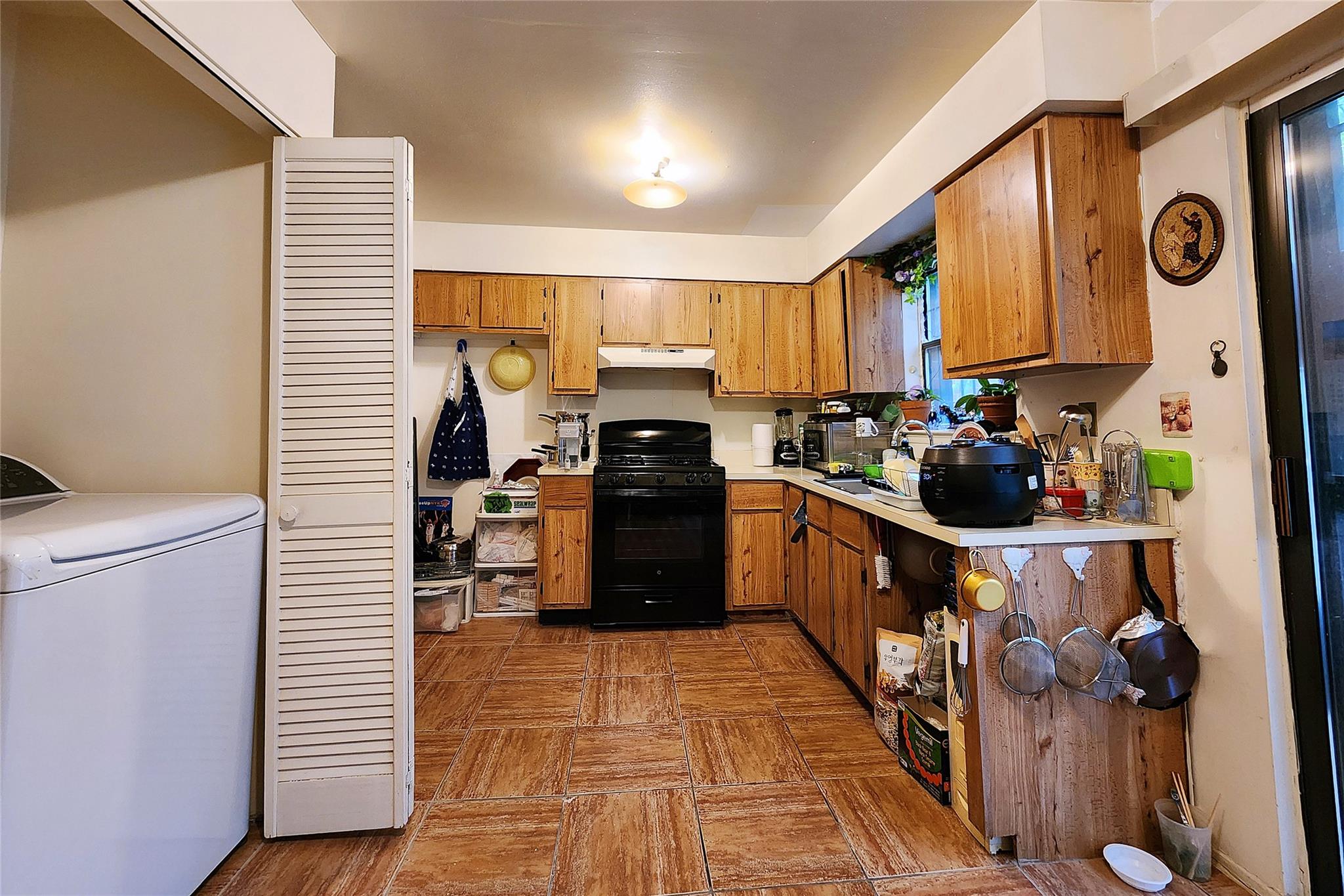 #7 photo, 120-16 Cove Court, クイーンズ区 College Point , NY 11356