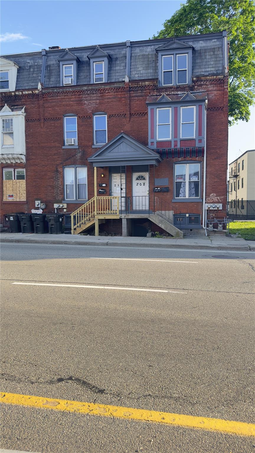 #1 photo, 208 Church Street, 紐約州 Poughkeepsie , NY 12601