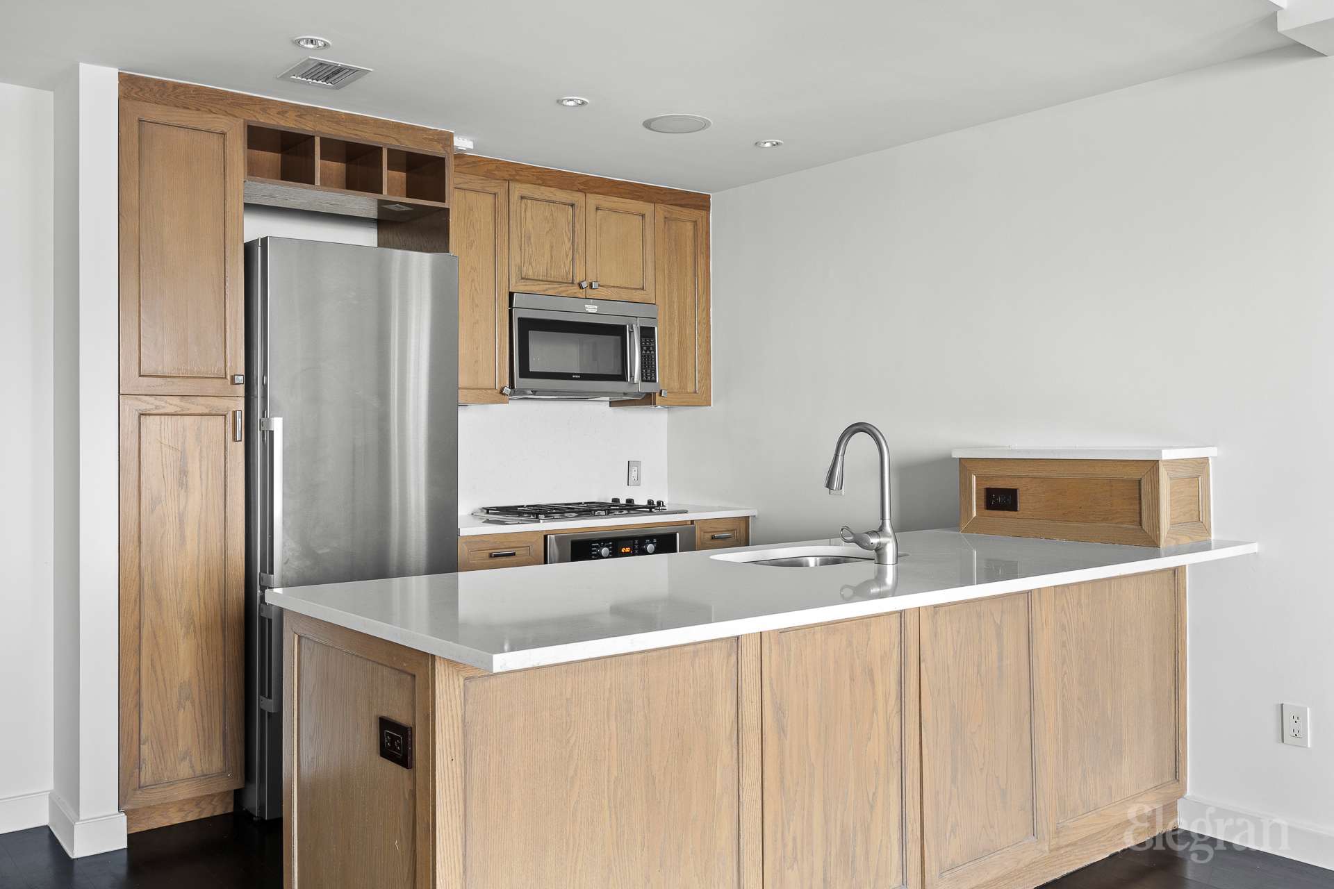 #8 photo, 333 Rector Place, マンハッタン Battery Park City , NY 10280