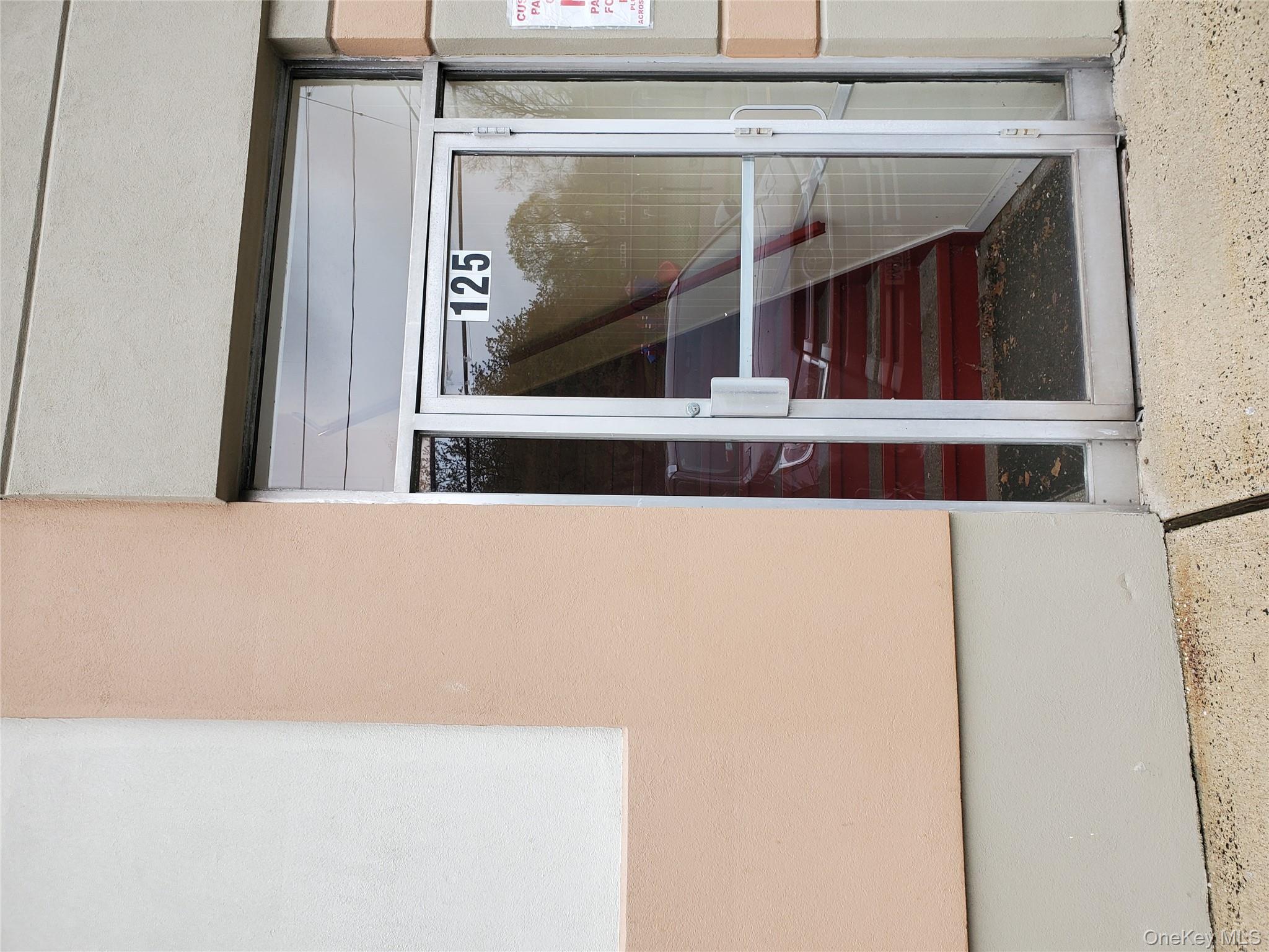 #12 photo, 125 Oak Tree Road, Tappan , NY 10983