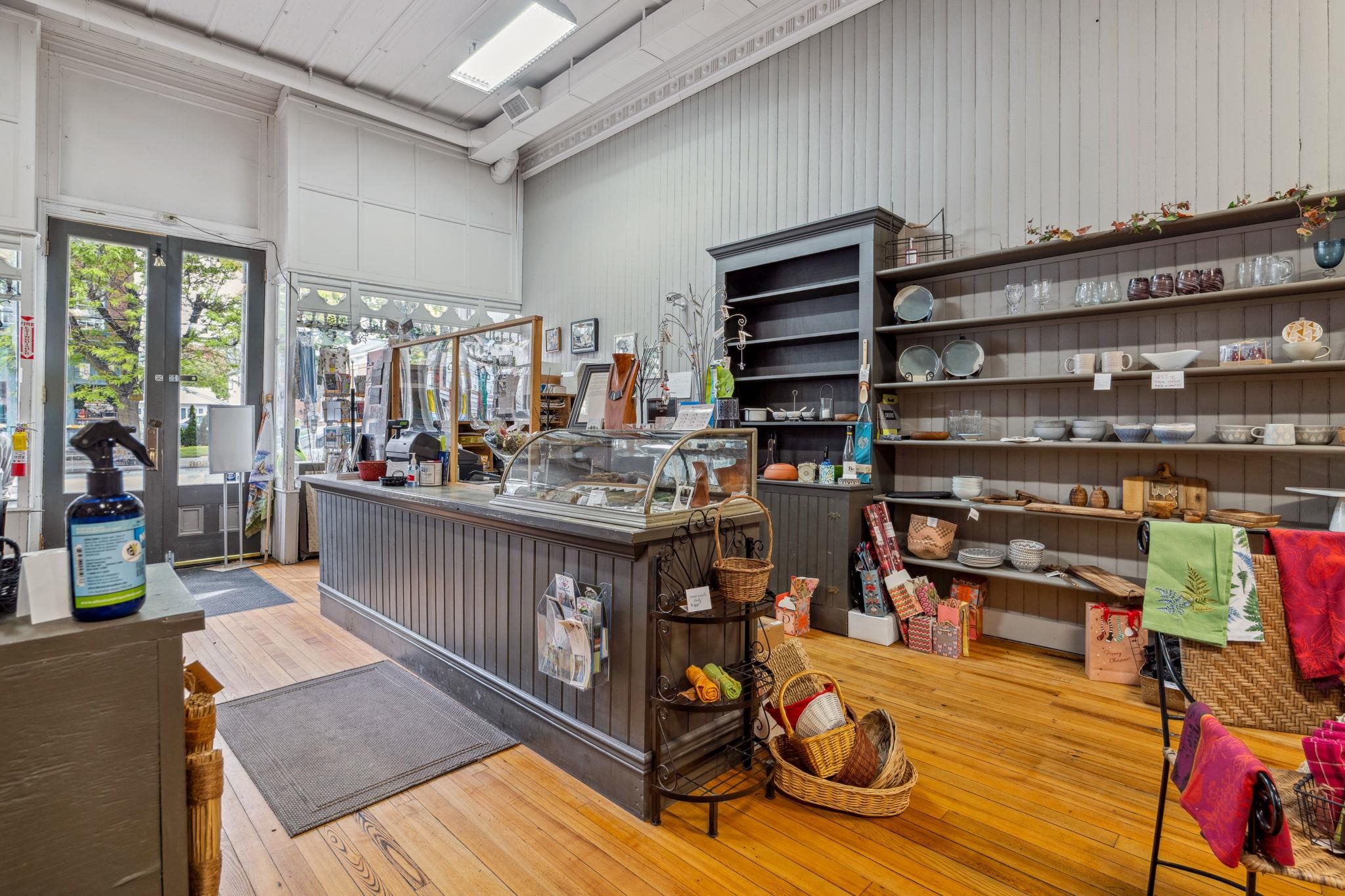 #10 photo, 331 Main Street, Call Listing Agent , NY 12122