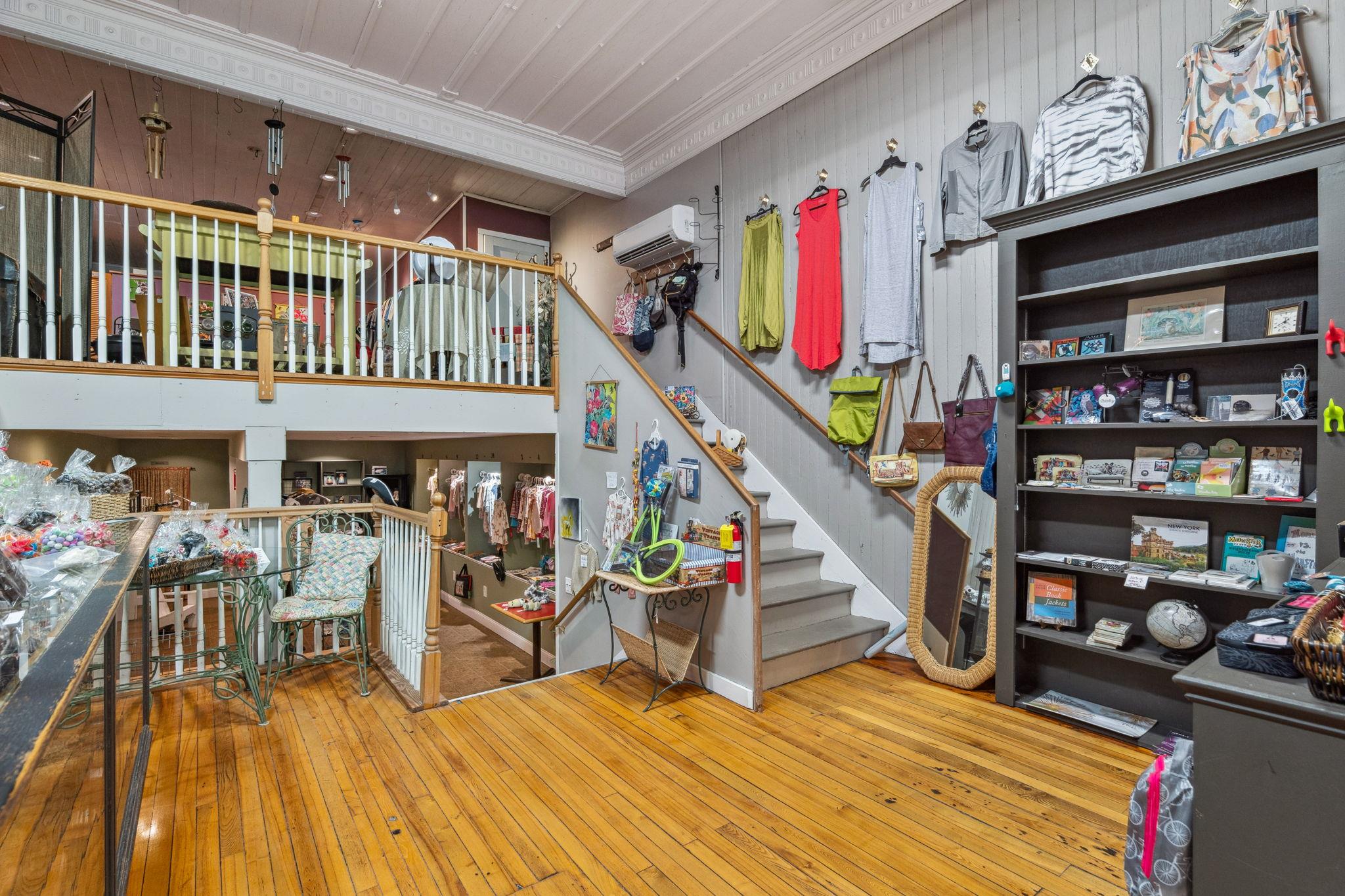 #17 photo, 331 Main Street, Call Listing Agent , NY 12122