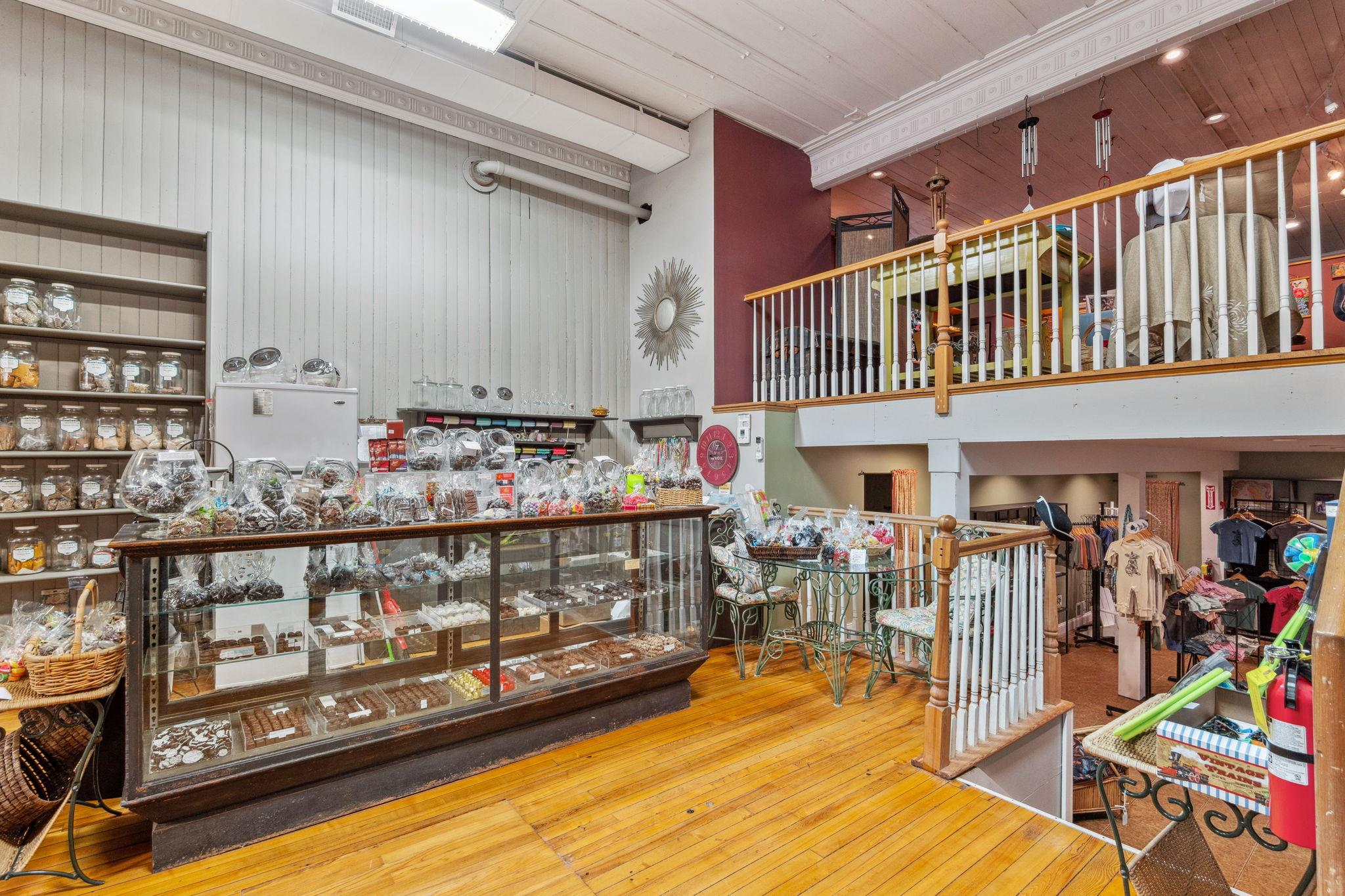 #18 photo, 331 Main Street, Call Listing Agent , NY 12122