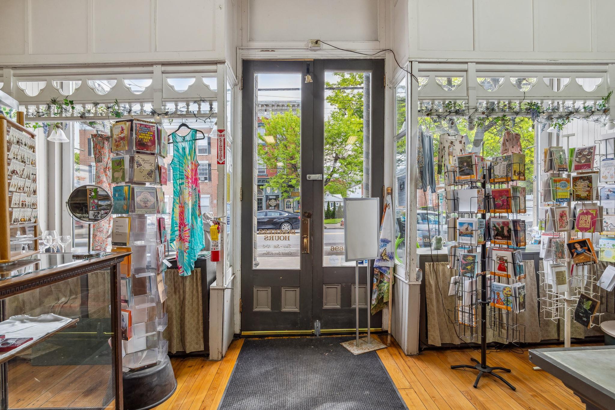 #7 photo, 331 Main Street, Call Listing Agent , NY 12122