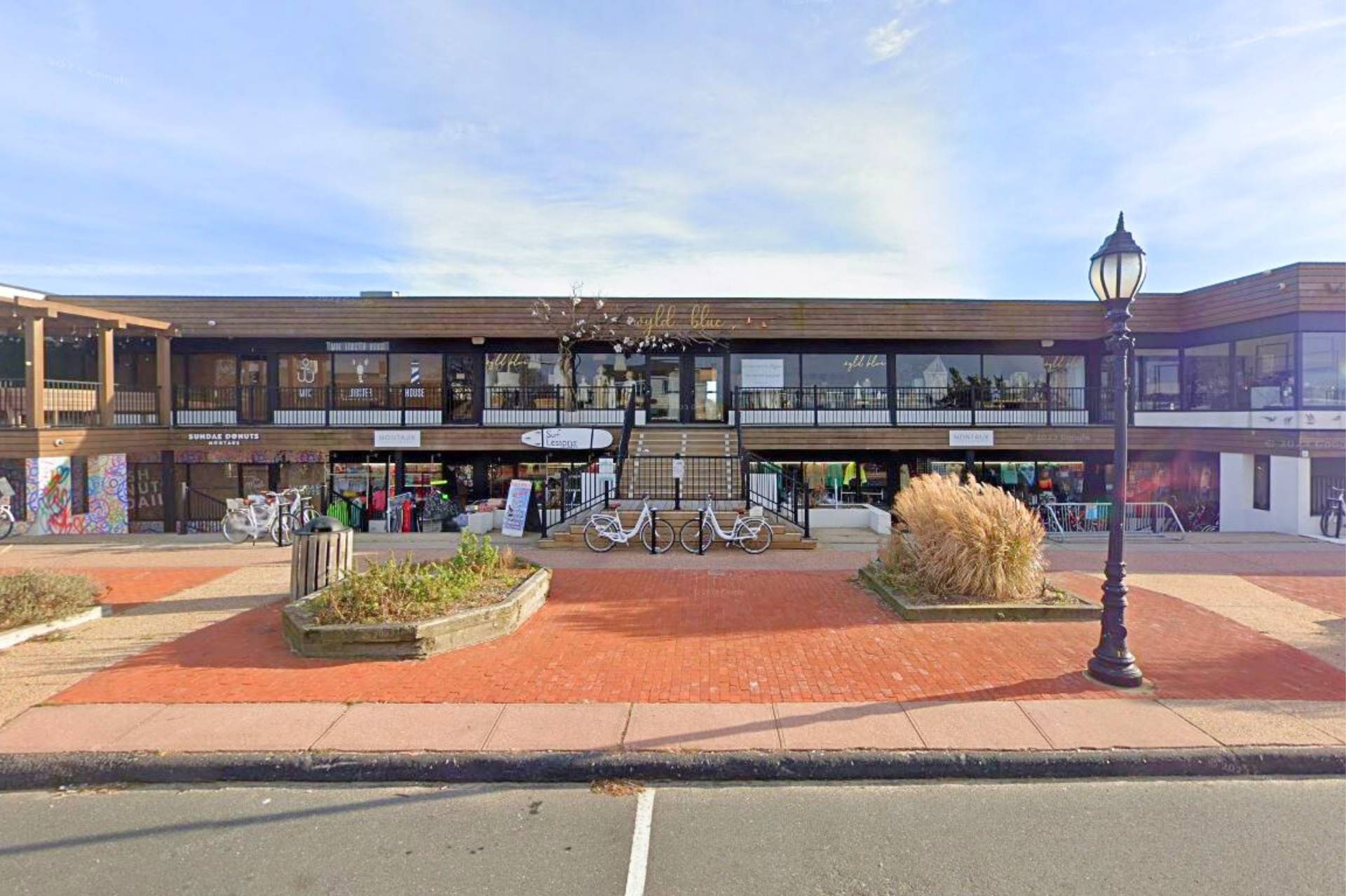 #1 photo, Montauk Plaza - 716 Montauk Hwy, 東長島 汉普顿 Montauk , NY 11954