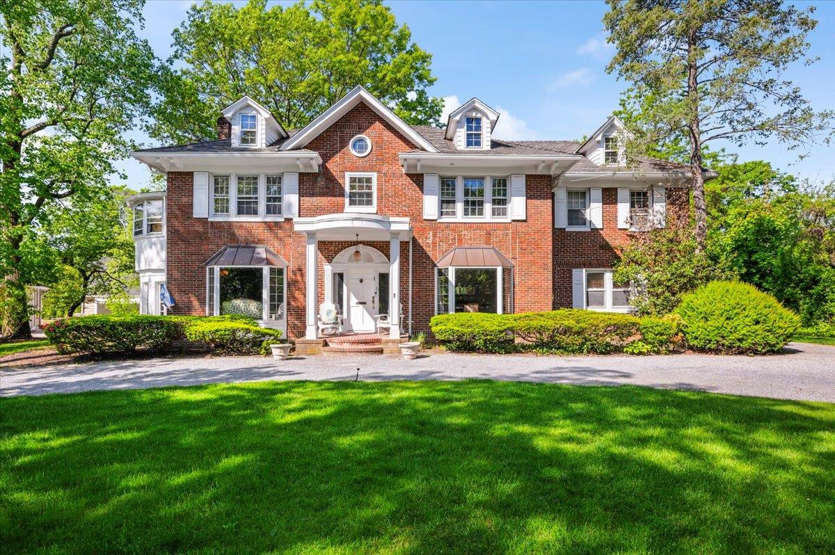 #1 photo, 7 Willow Road, 長島 Woodsburgh , NY 11598