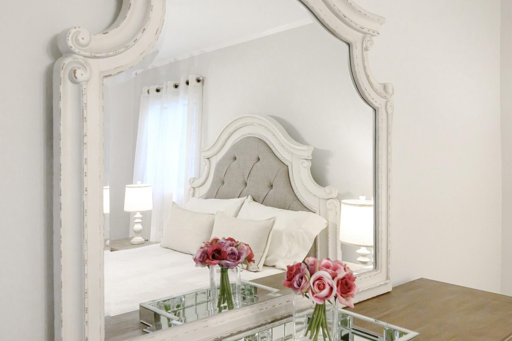 #16 photo, 372 Hamilton Place, West Islip , NY 11795