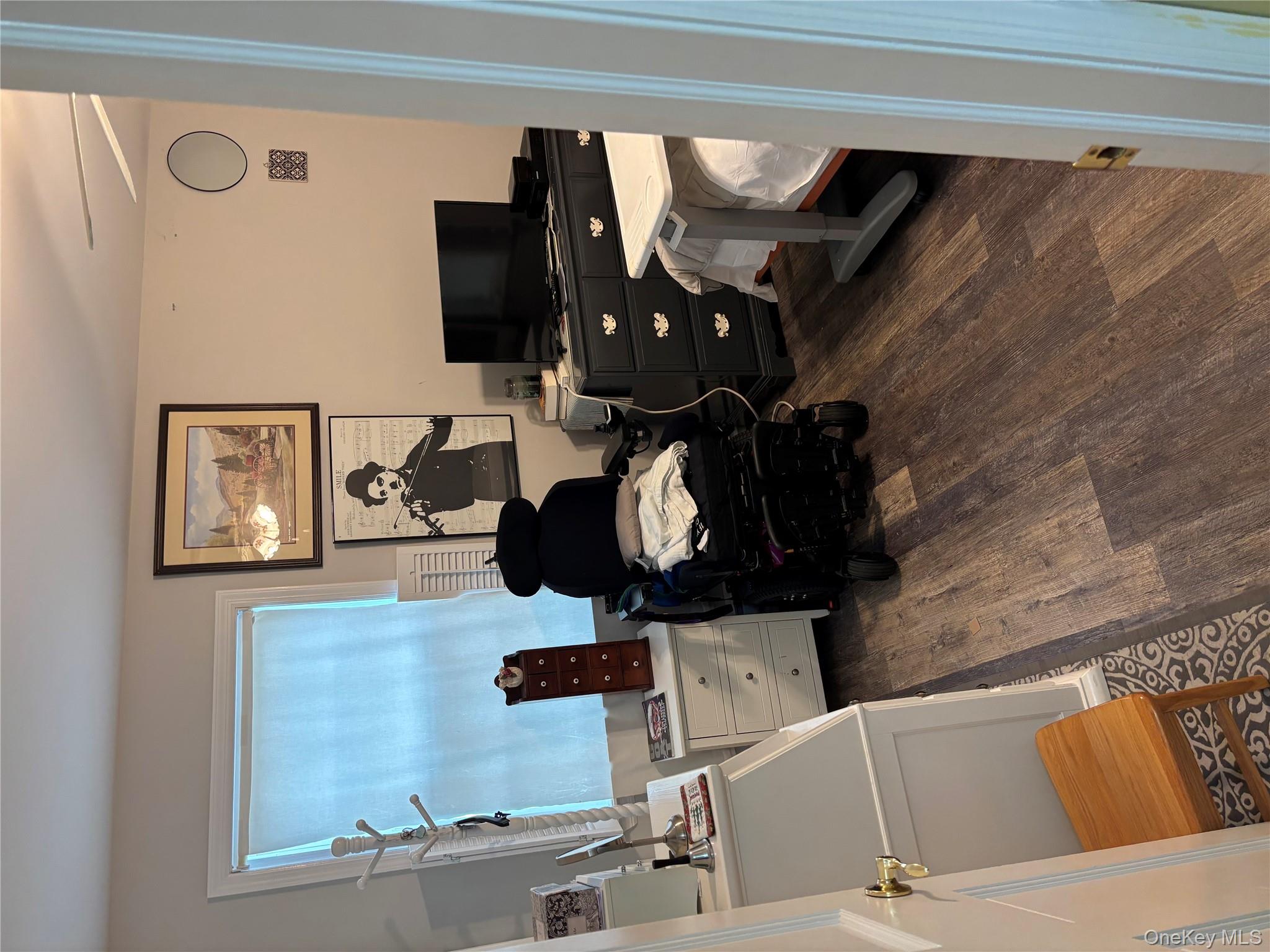 #18 photo, 190 Canterbury Drive, サフォーク郡 Ridge , NY 11961