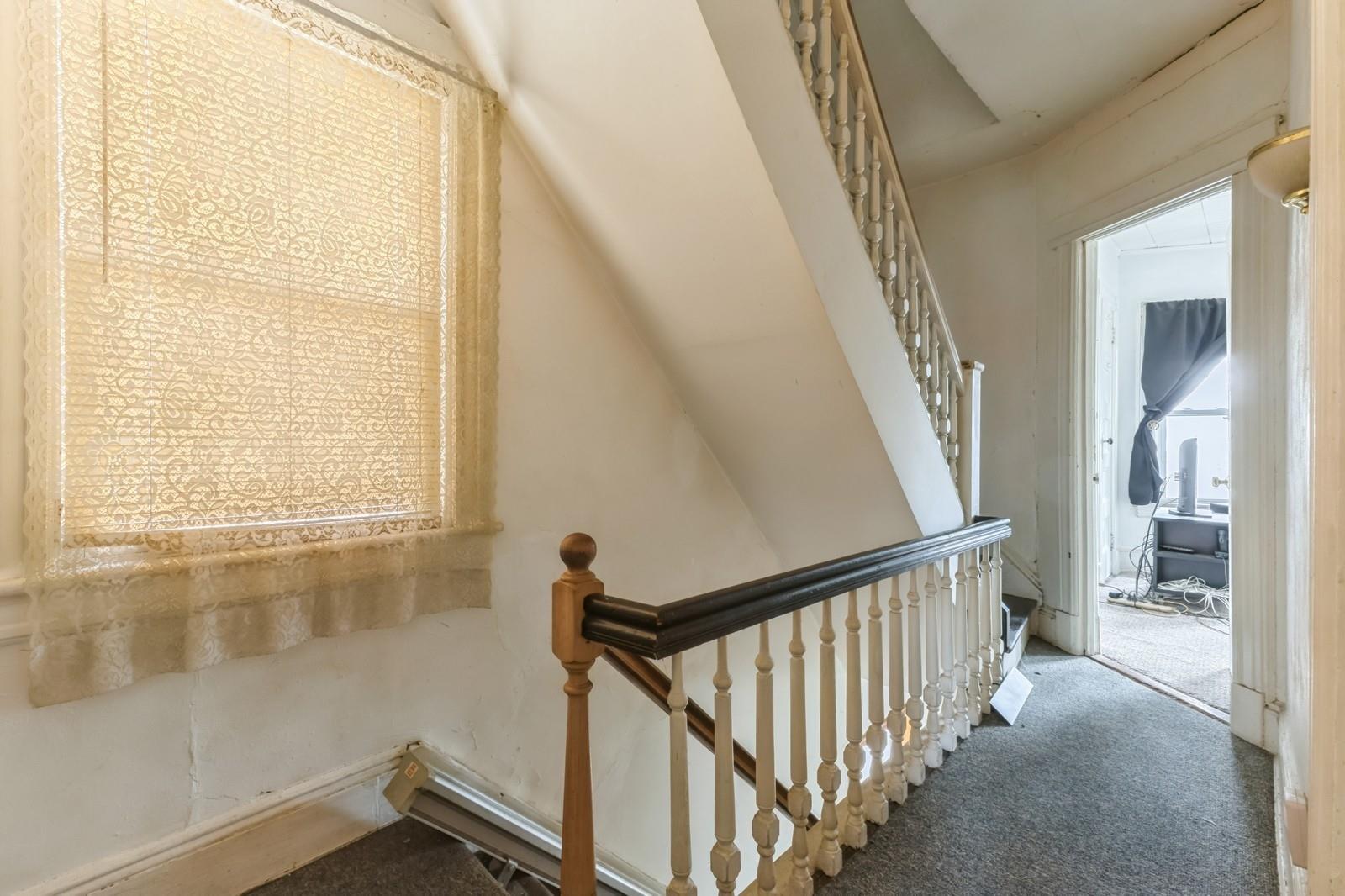 #8 photo, 84-52 123 Street, Kew Gardens , NY 11415