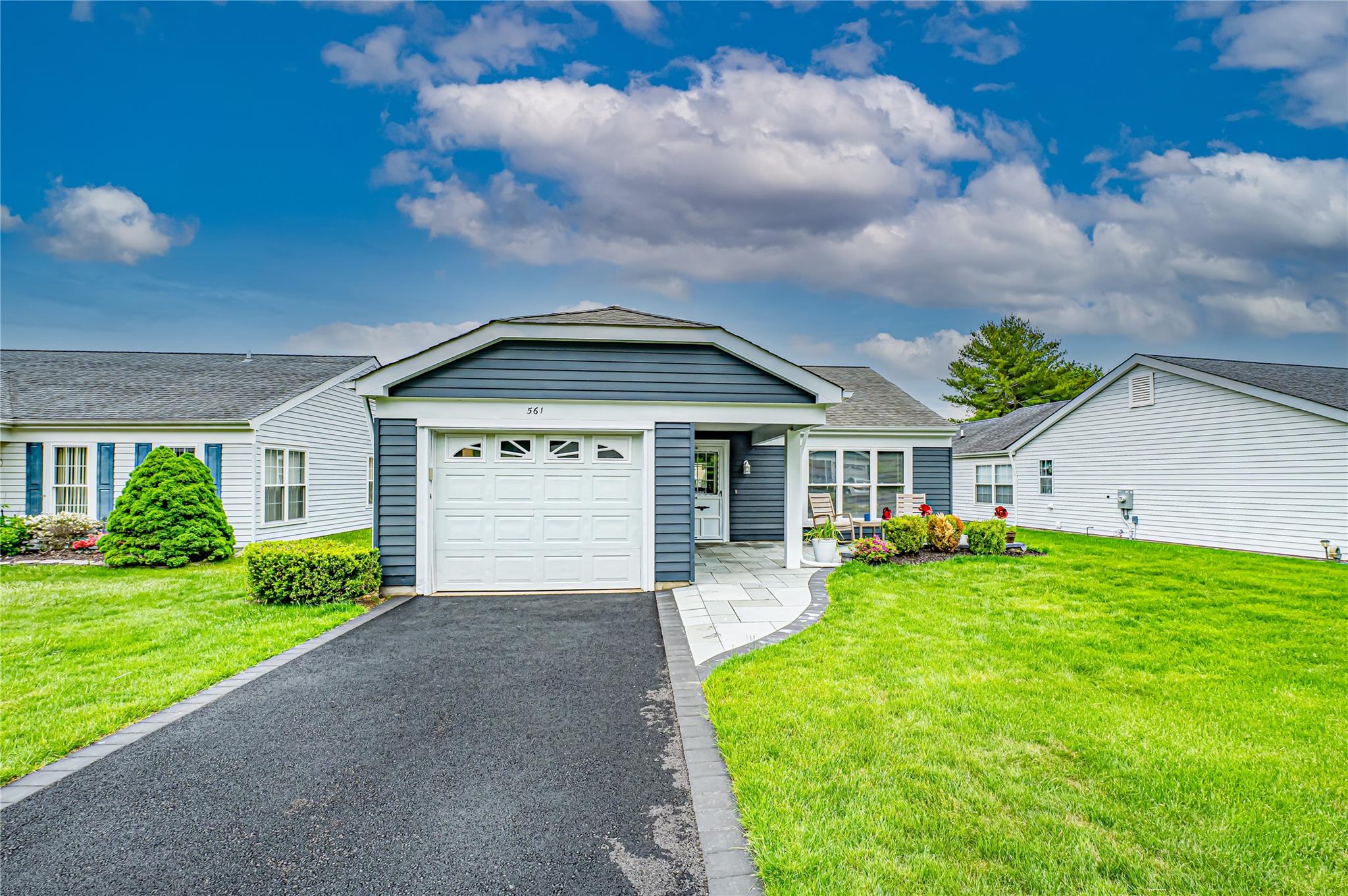 #1 photo, 561 Stratford Lane, Ridge , NY 11961
