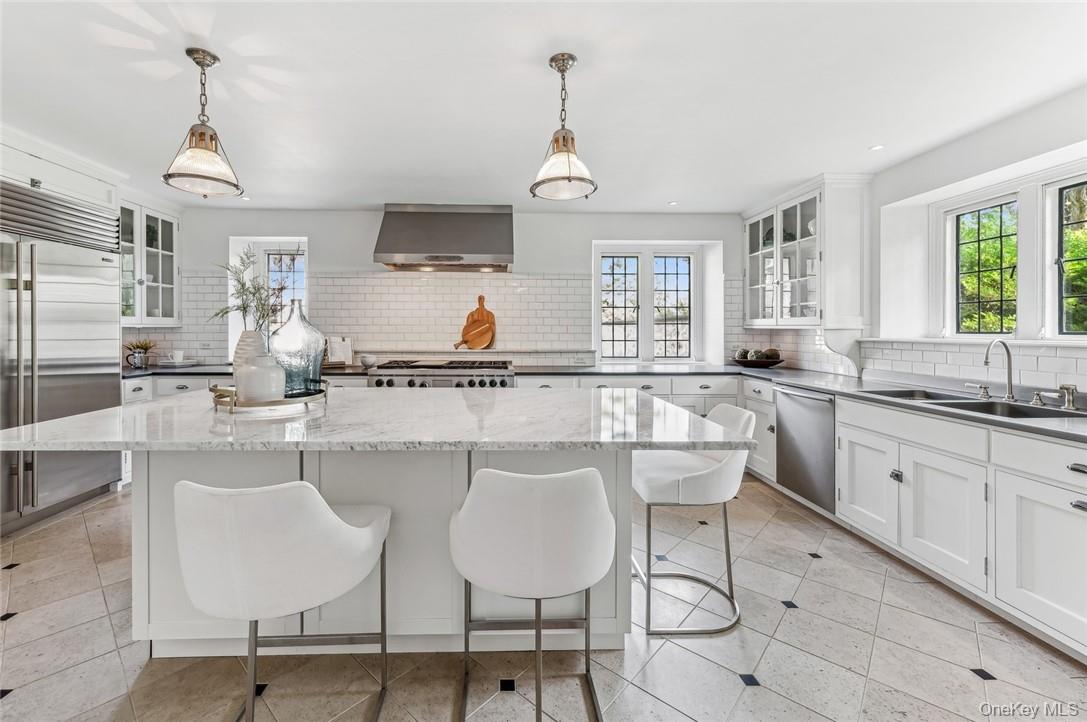 #7 photo, 3 Loden Lane, Purchase , NY 10577