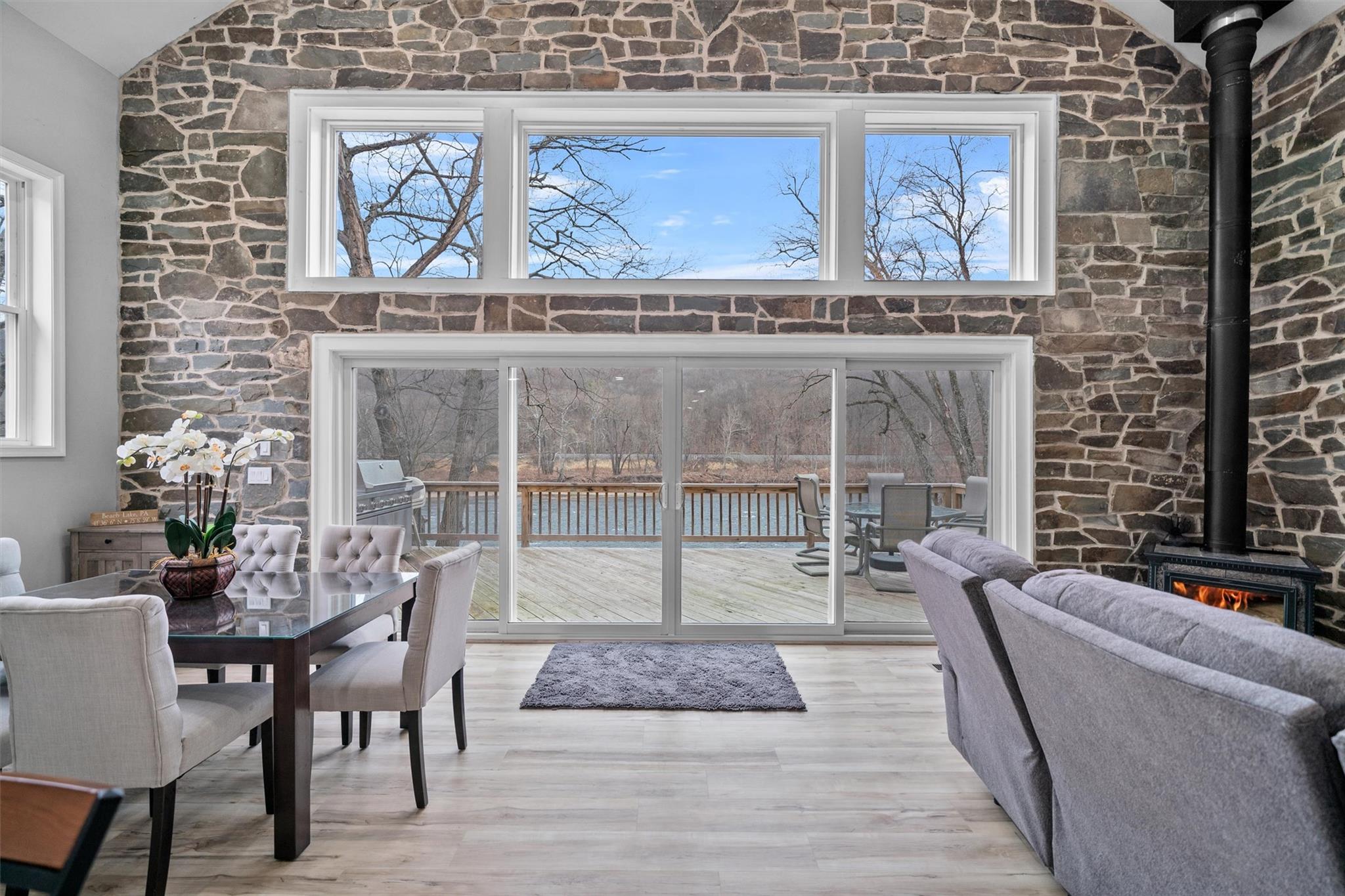 #1 photo, 111 Riverbend Lane, Call Listing Agent , PA 18405