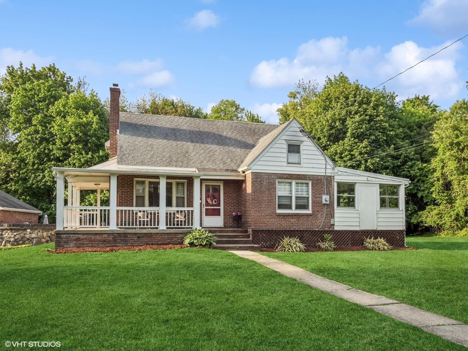 #1 photo, 131 Chelsea Road, Wappingers Falls , NY 12590