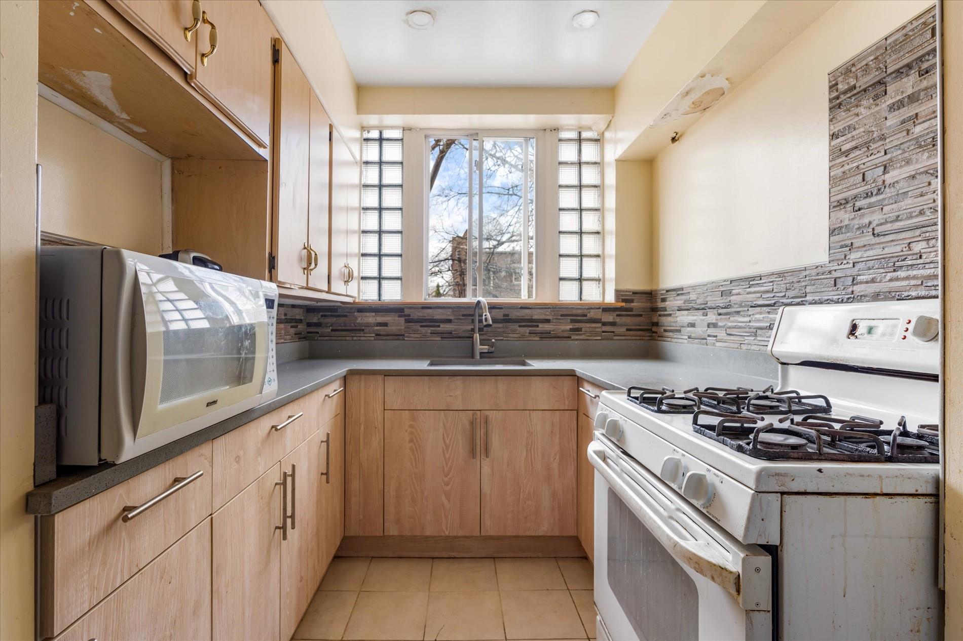 #11 photo, 712 E 40th Street, ブルックリン区 Brooklyn , NY 11210