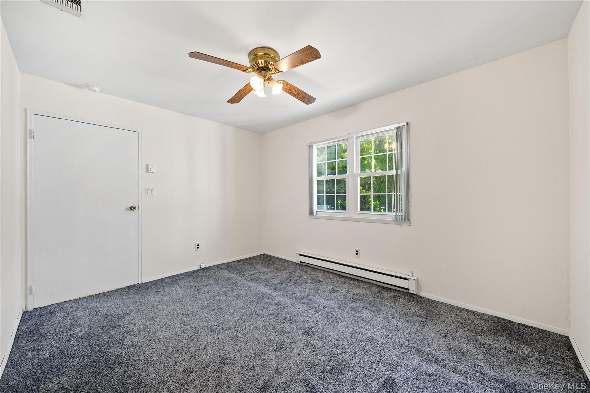 #14 photo, 75 Harbor, Amityville , NY 11701