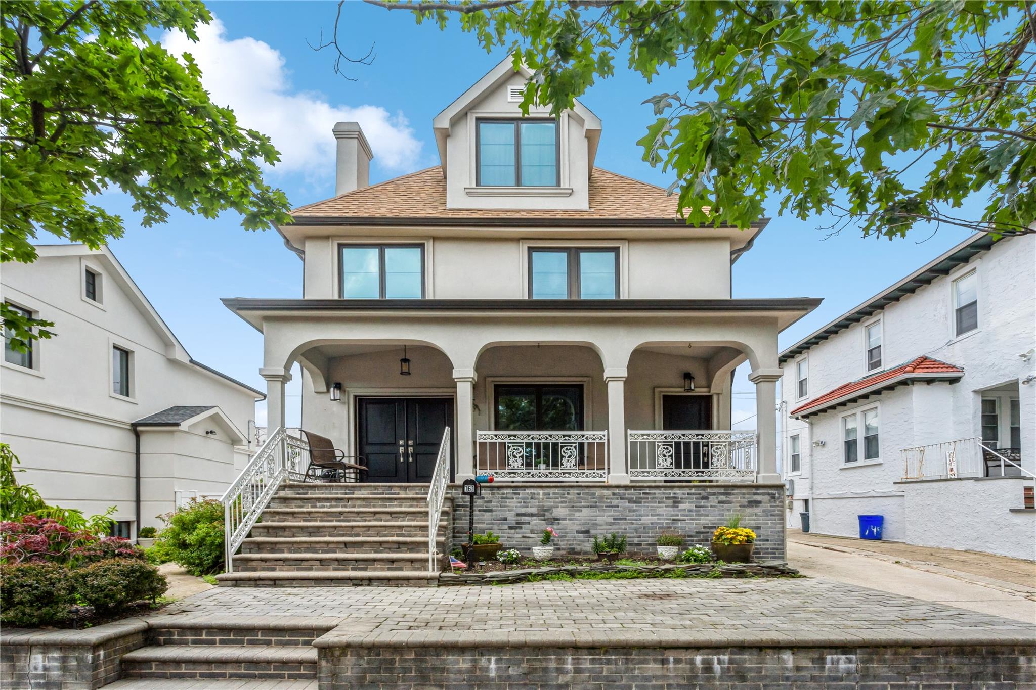 #1 photo, 161 W Walnut Street, 長島 長灘 Long Beach , NY 11561
