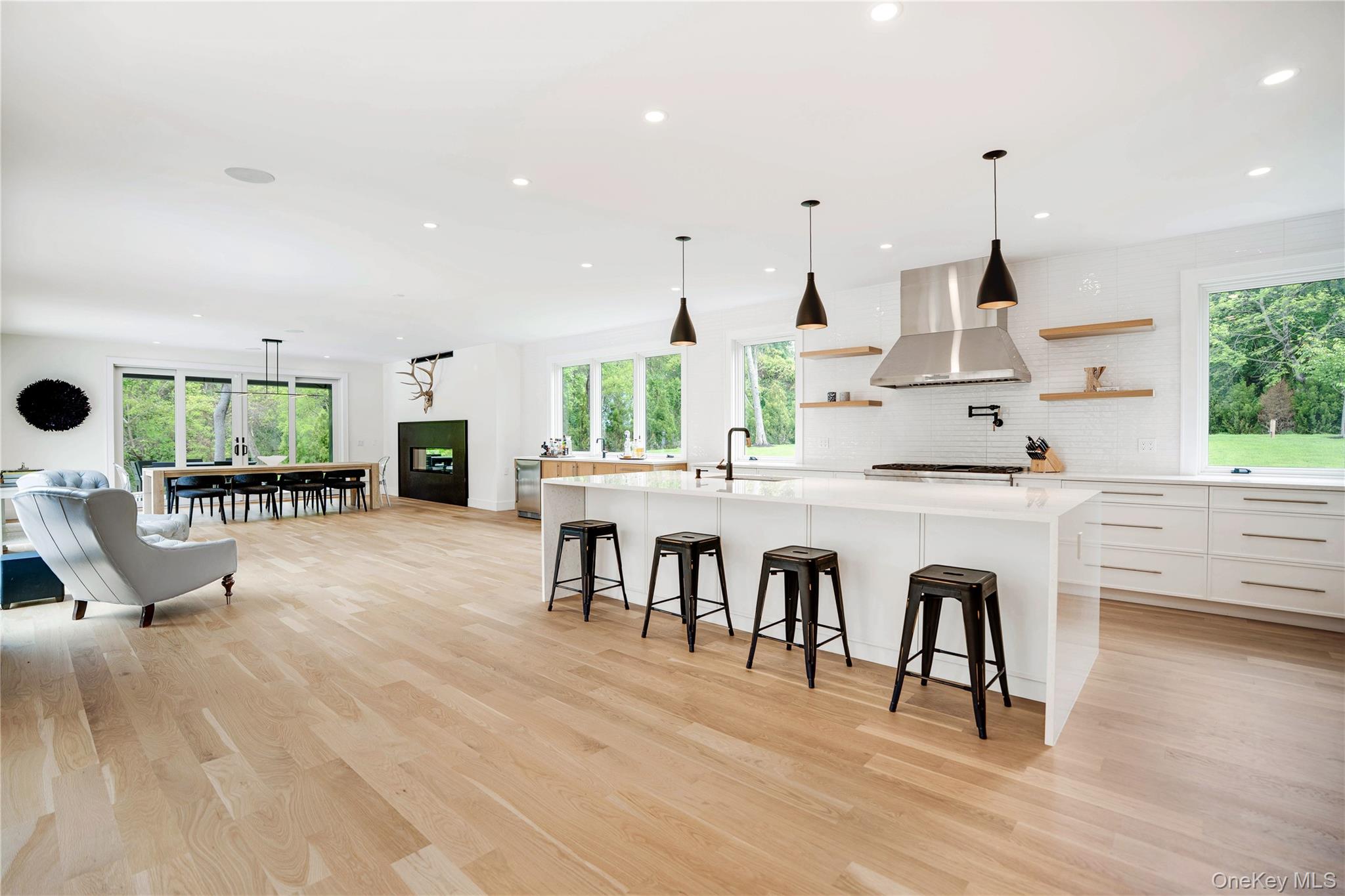 #12 photo, 100 S Ferry Road, サフォーク郡 Shelter Island , NY 11964