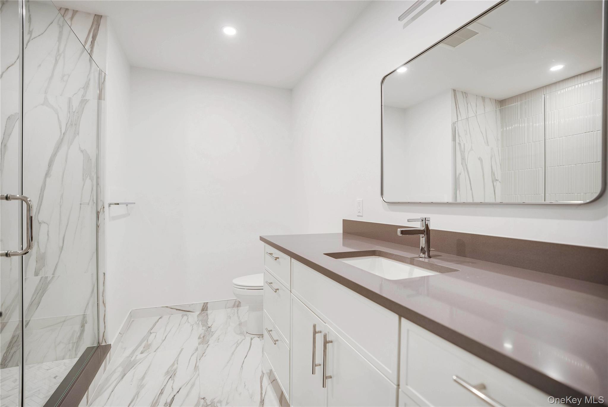 #18 photo, 100 S Ferry Road, サフォーク郡 Shelter Island , NY 11964