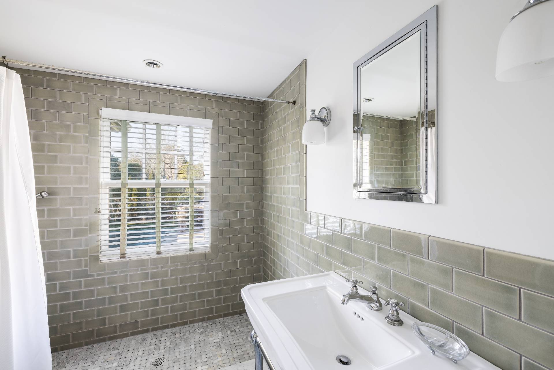 #15 photo, 35 Old Town Crossing, サフォーク郡 Southampton , NY 11968