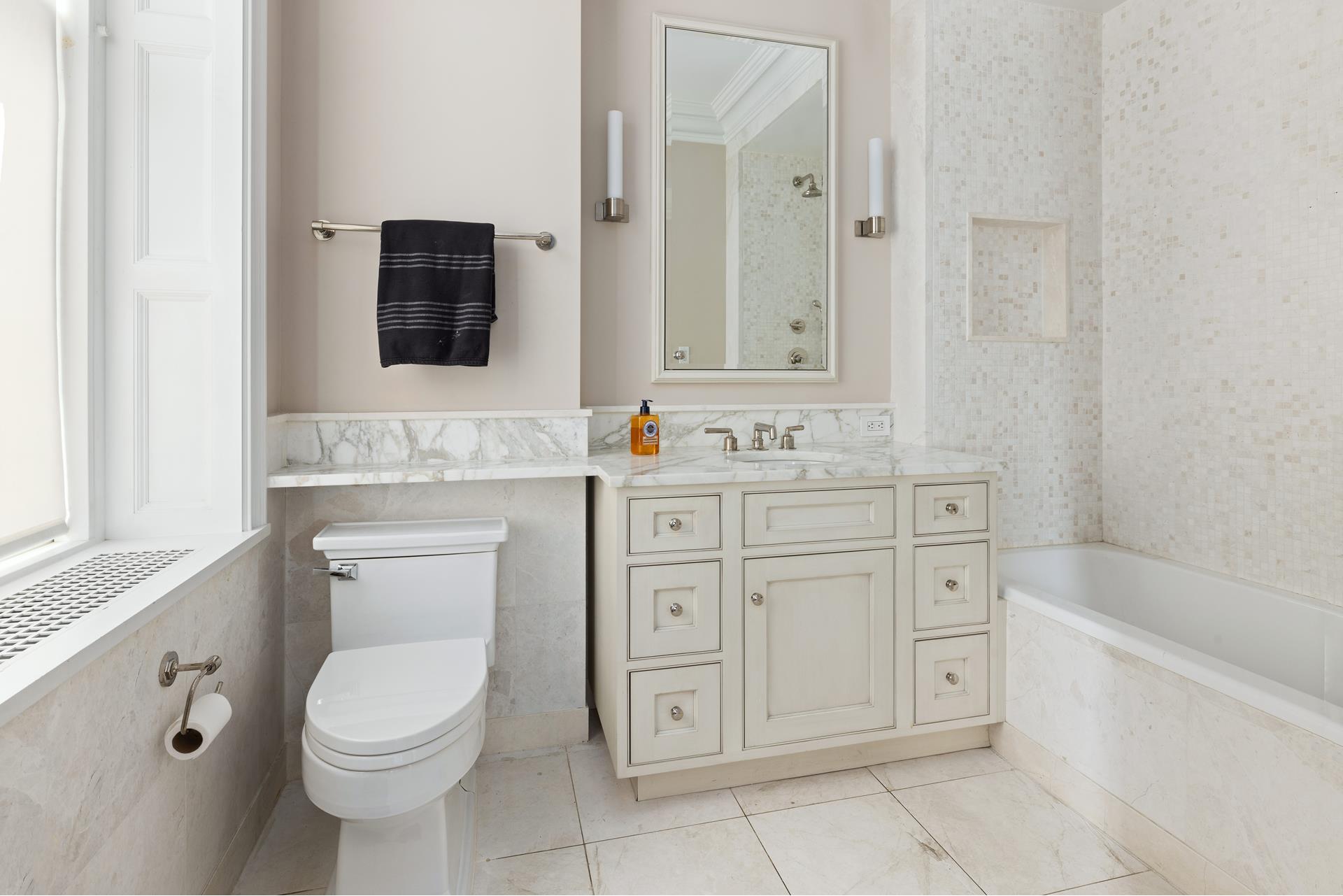 #9 photo, 390 W END Avenue, マンハッタン Upper West Side , NY 10024