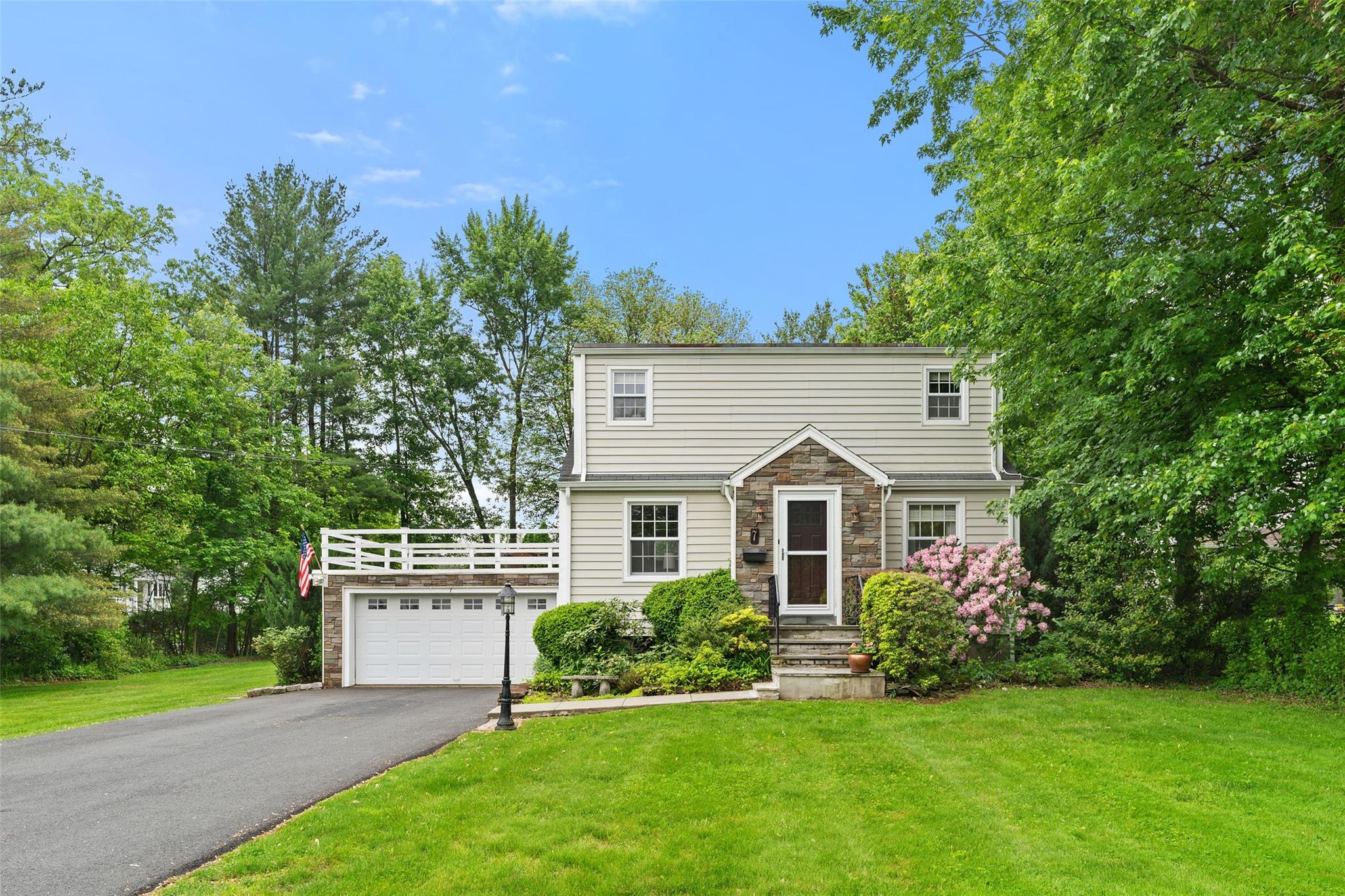 #1 photo, 7 Beechwood Road, Blauvelt , NY 10913