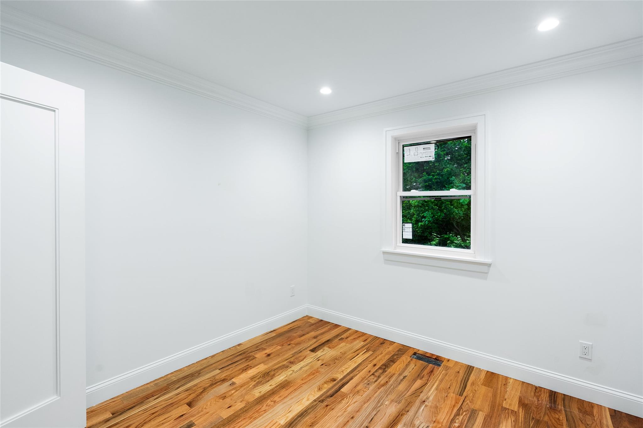 #14 photo, 381 Wading River Road, 东长岛 Manorville , NY 11949