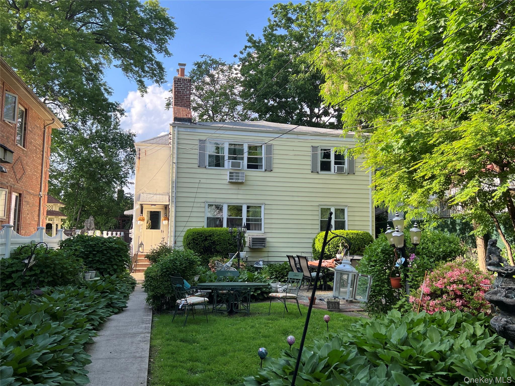 #2 photo, 196-19 42nd Road, كوينز Flushing , NY 11358