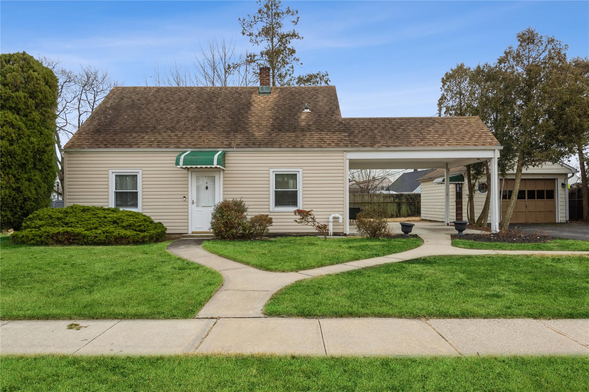 #1 photo, 8 Sandy Lane, Levittown , NY 11756