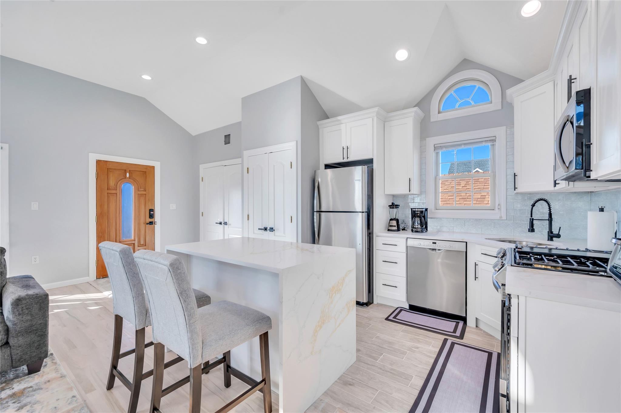 #15 photo, 68 Brookline Avenue, ナッソー郡 East Atlantic Beach , NY 11561