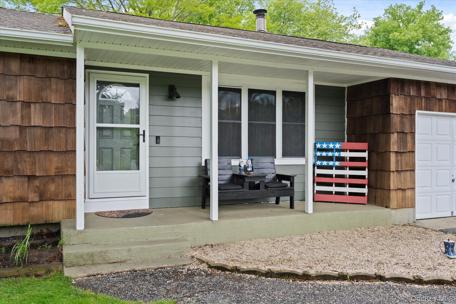 #3 photo, 12 Debragga Avenue, サフォーク郡 East Moriches , NY 11940