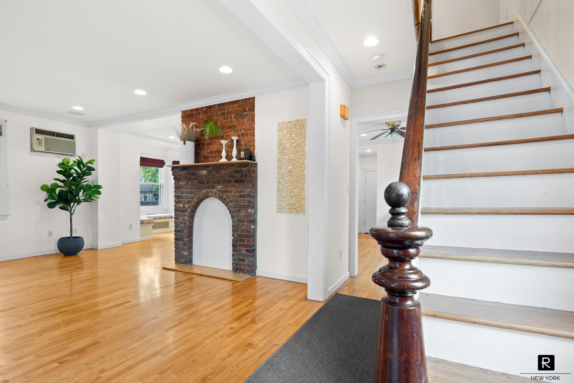 #16 photo, 551 Minnieford Avenue, ブロンクス区 City Island , NY 10464