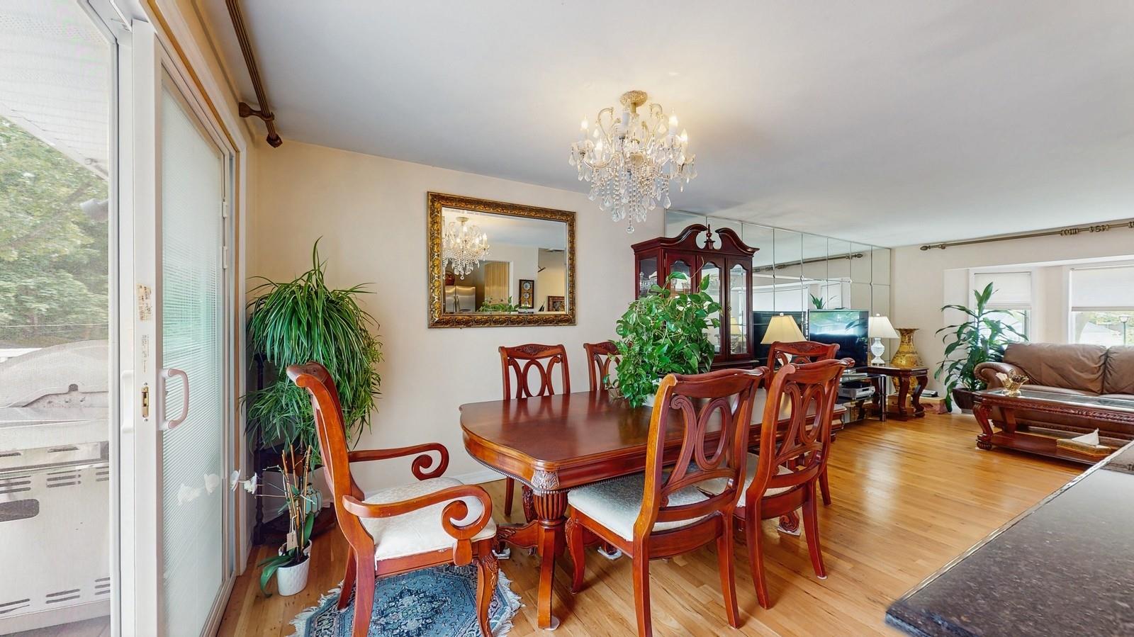 #11 photo, 64 Shady Lane, Huntington , NY 11743