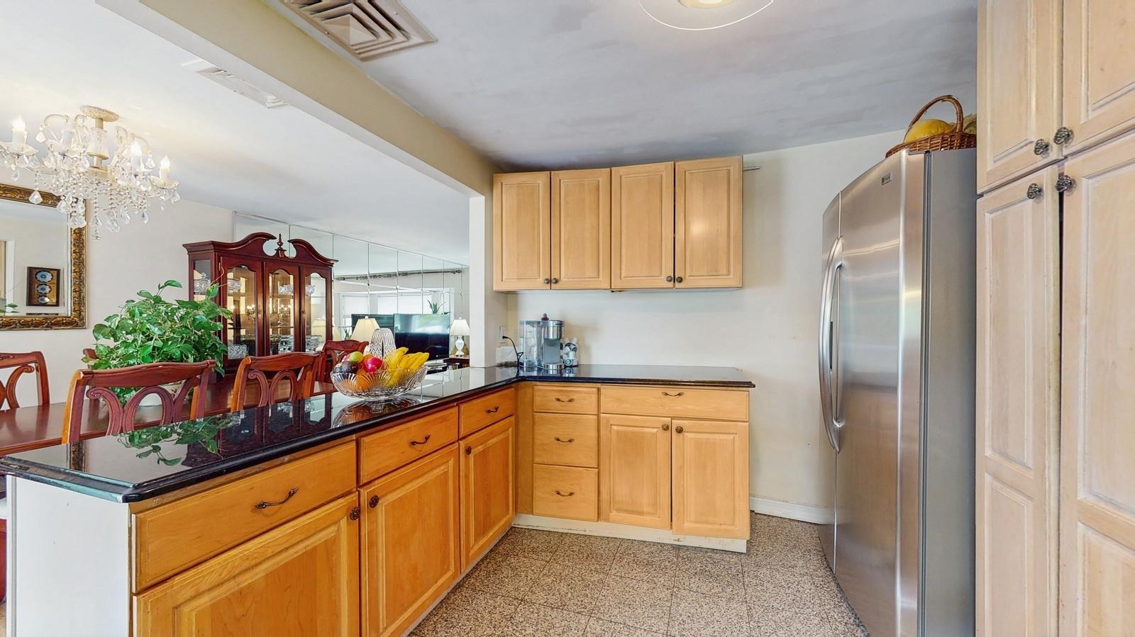 #15 photo, 64 Shady Lane, Huntington , NY 11743