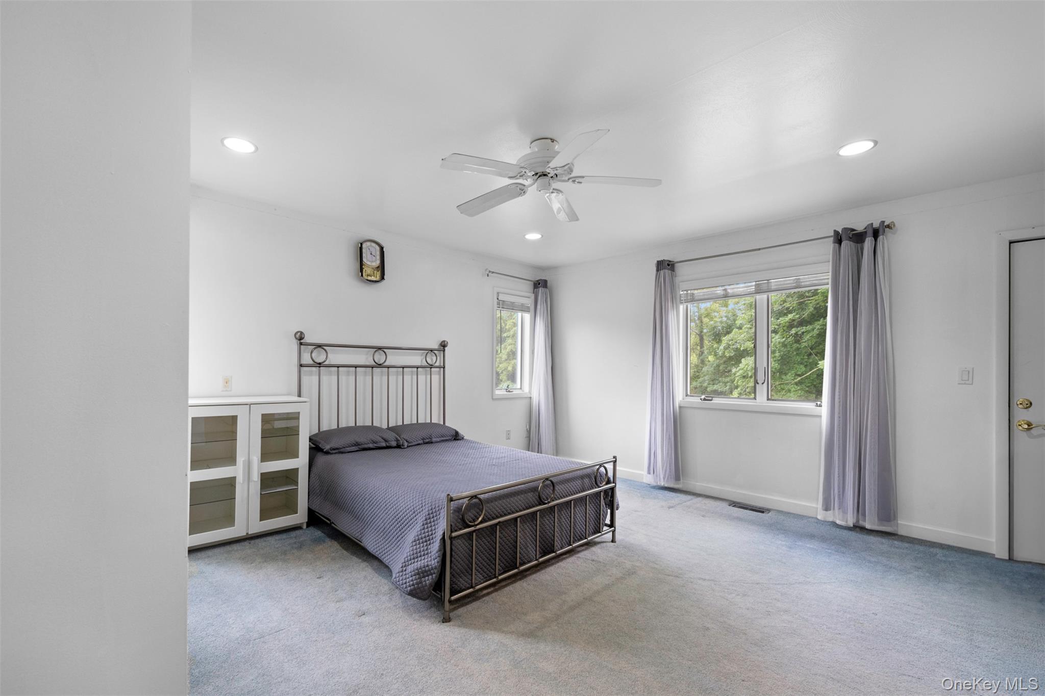 #11 photo, 15 Oakhurst Street, サフォーク郡 South Huntington , NY 11746