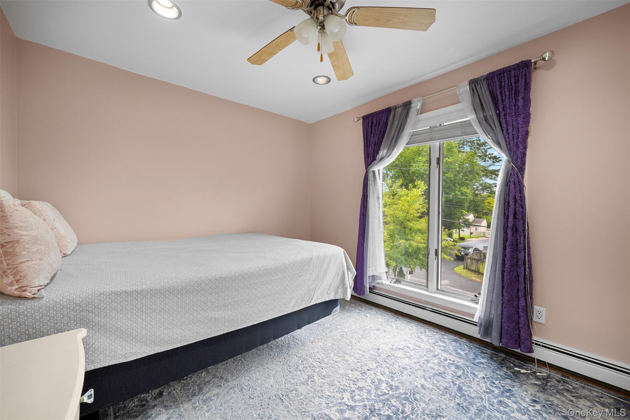 #16 photo, 15 Oakhurst Street, サフォーク郡 South Huntington , NY 11746