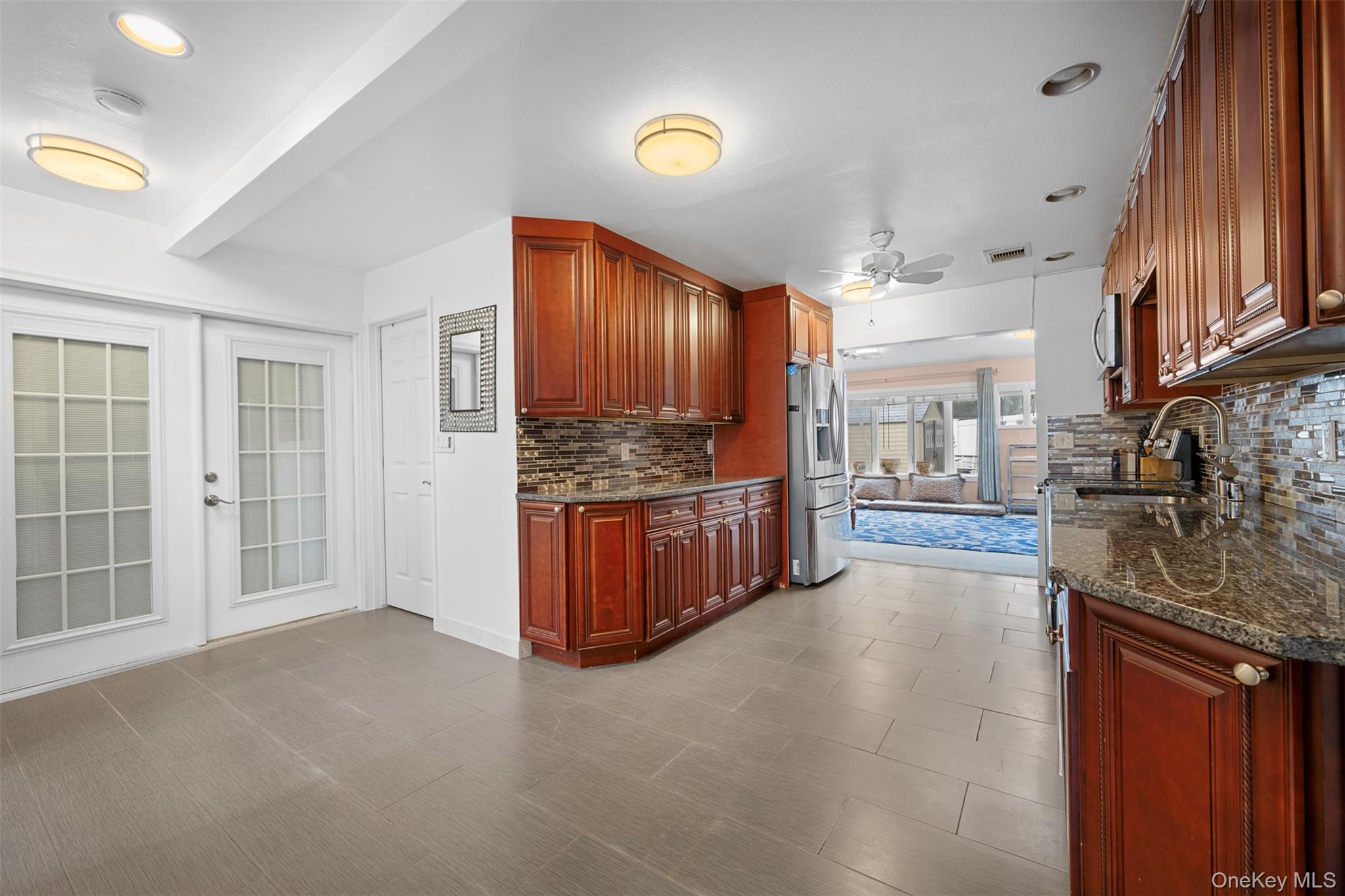 #7 photo, 15 Oakhurst Street, サフォーク郡 South Huntington , NY 11746