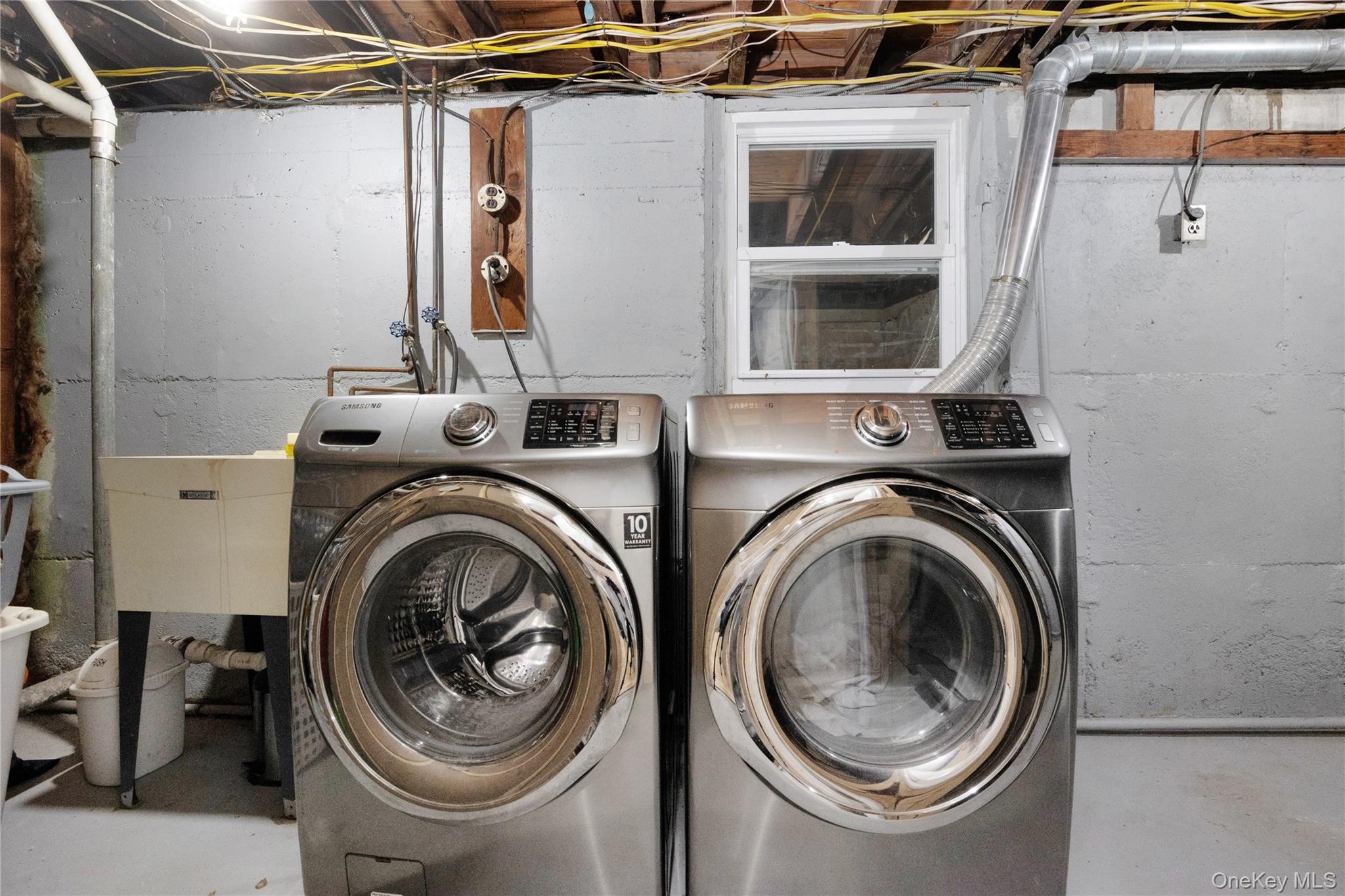 #16 photo, 75 Cornwell Avenue, Williston Park , NY 11596