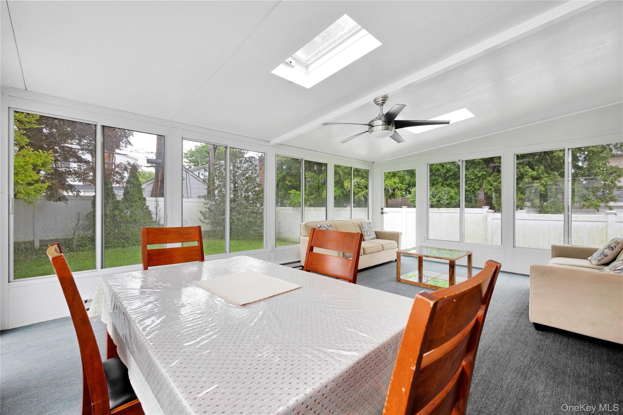 #19 photo, 75 Cornwell Avenue, Williston Park , NY 11596