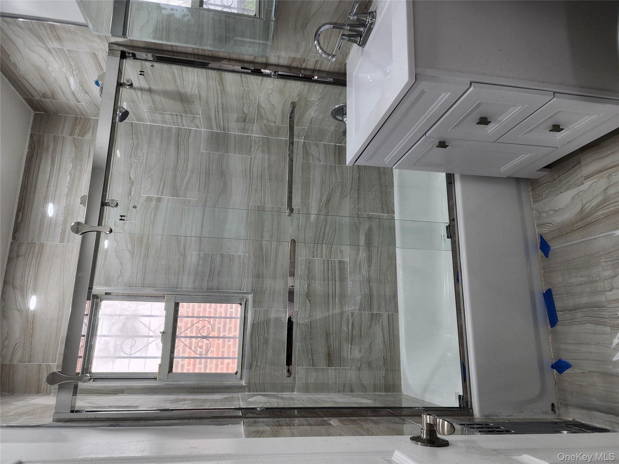 #4 photo, 224-06 114 road, Cambria Heights , NY 11411