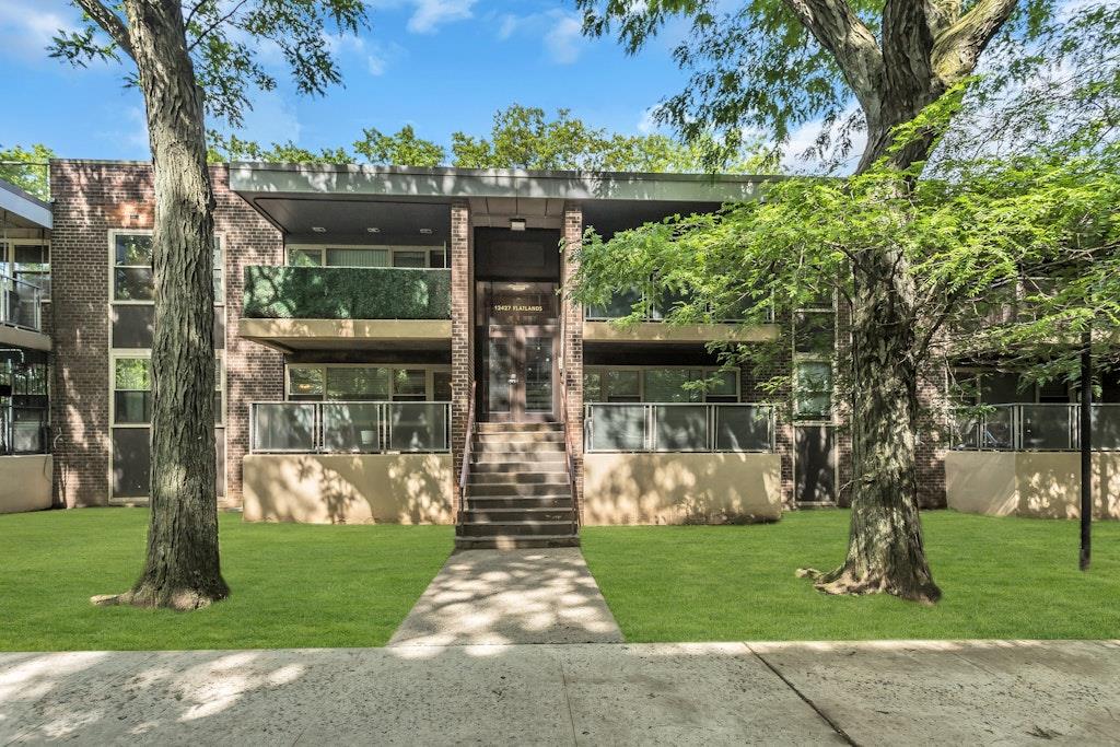 #2 photo, 12427 Flatlands Avenue, ブルックリン区 Brooklyn , NY 11208