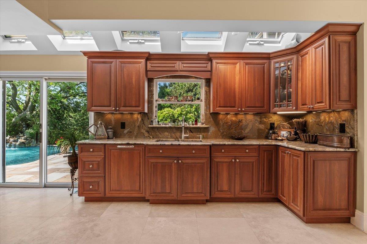 #20 photo, 501 Bay 5th Street, 東長島 西艾斯利普 West Islip , NY 11795