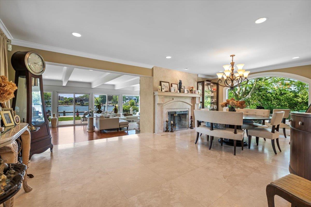 #7 photo, 501 Bay 5th Street, 東長島 西艾斯利普 West Islip , NY 11795