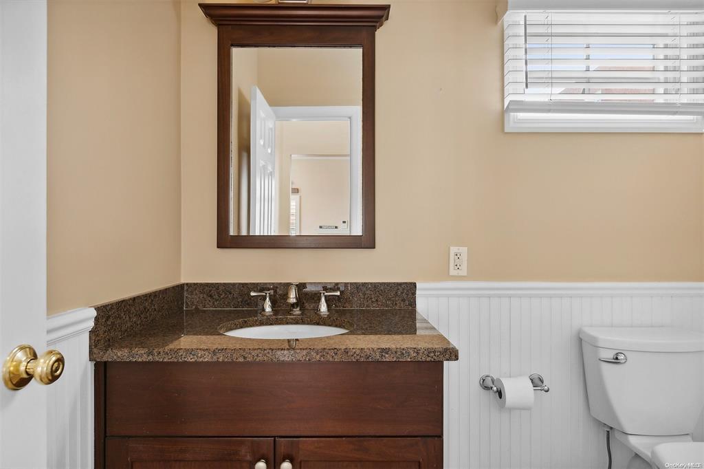 #12 photo, 434 E Broadway, ナッソー郡 Long Beach , NY 11561