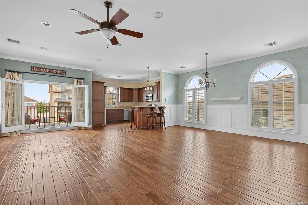 #2 photo, 434 E Broadway, ナッソー郡 Long Beach , NY 11561