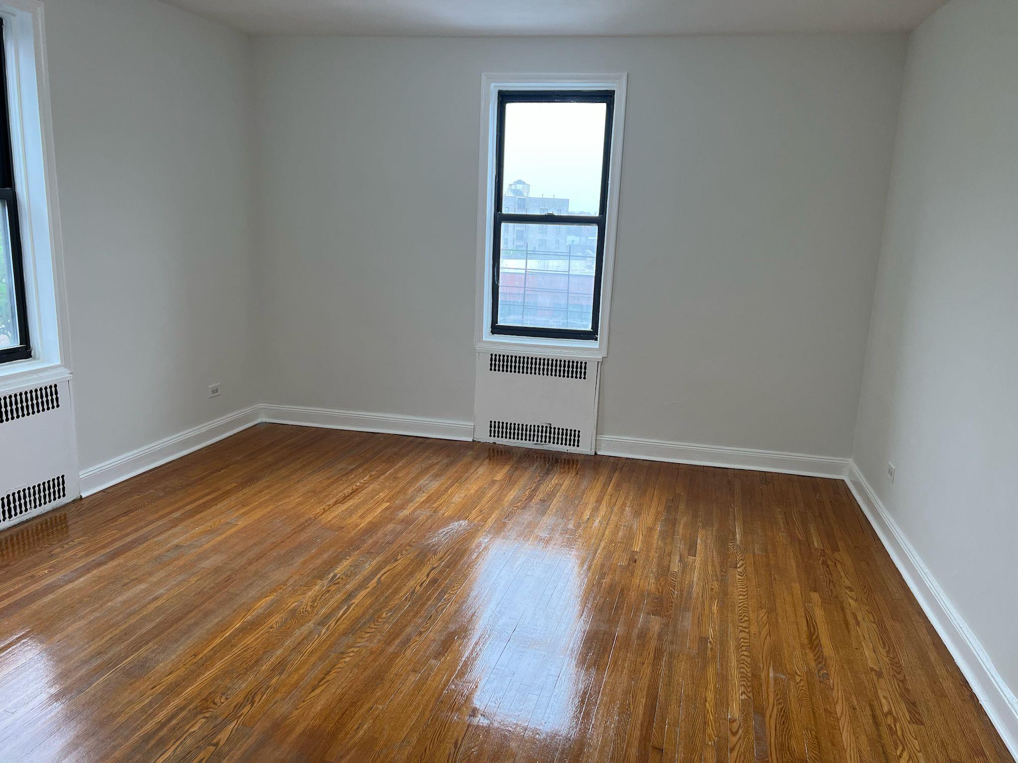 #10 photo, 40-18 HAMPTON STREET, クイーンズ区 Elmhurst , NY 11373