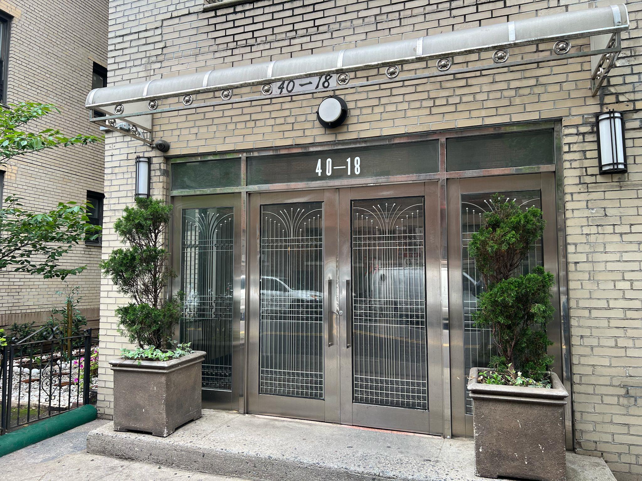 #2 photo, 40-18 HAMPTON STREET, クイーンズ区 Elmhurst , NY 11373