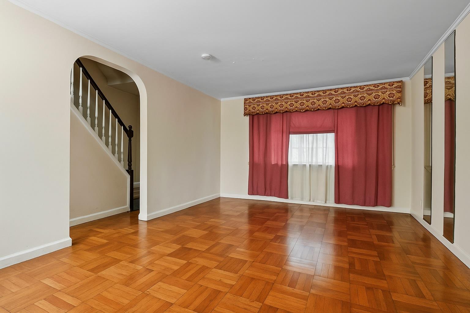 #5 photo, 157 Remsen Avenue, Brooklyn , NY 11212