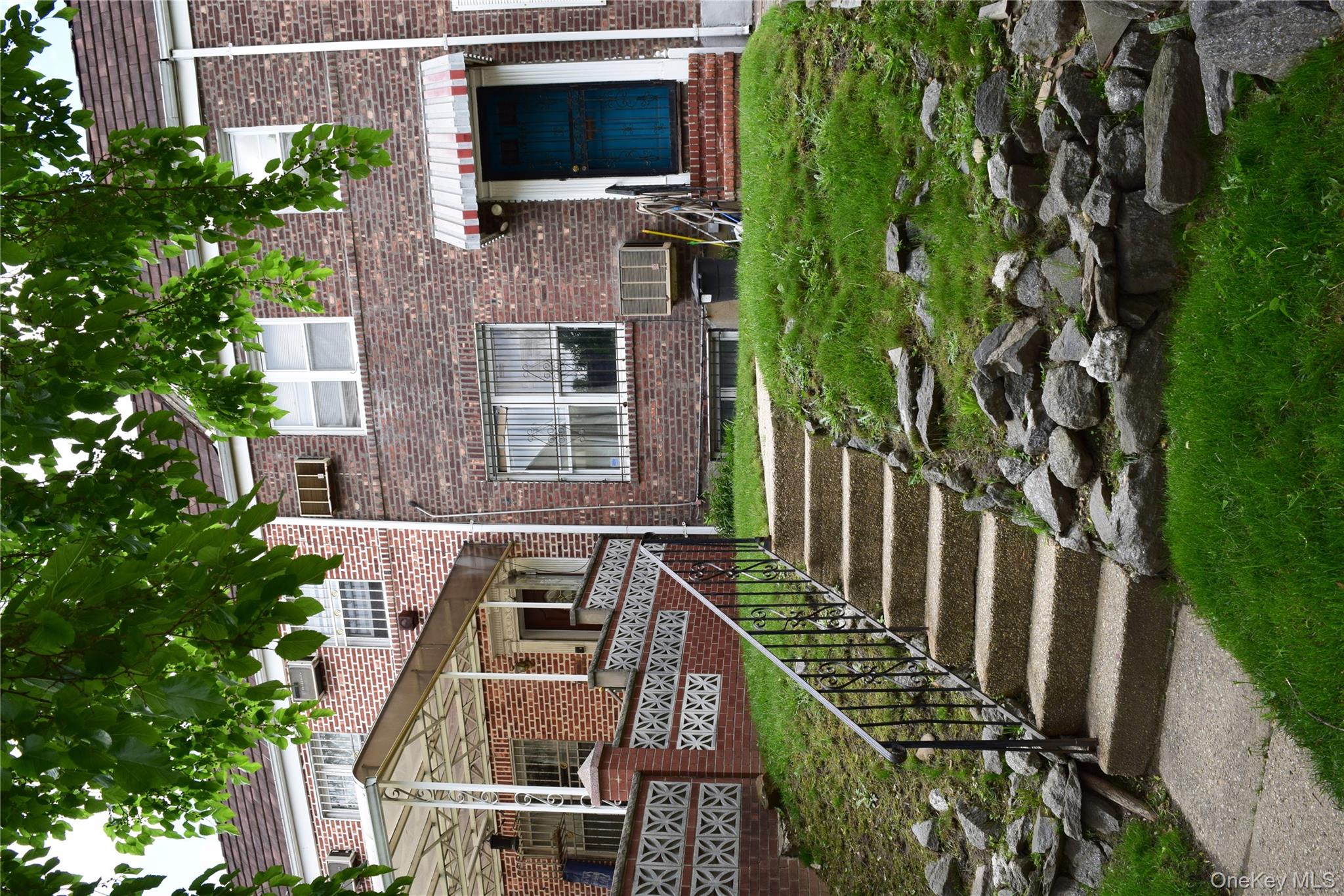 #1 photo, 144-47 77 Avenue, Kew Garden Hills , NY 11367